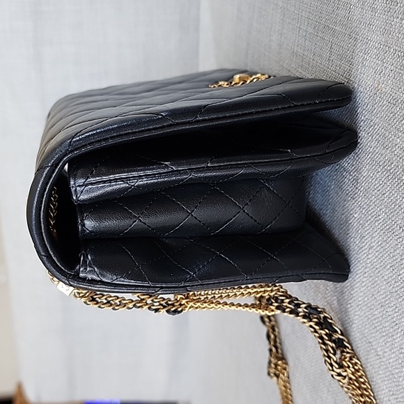 Chanel flap bag - Picture 14 of 16